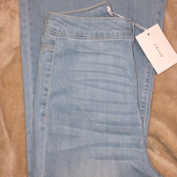 Cello High Rise Light Wash Super Flare Jeans - Picture 4 of 4